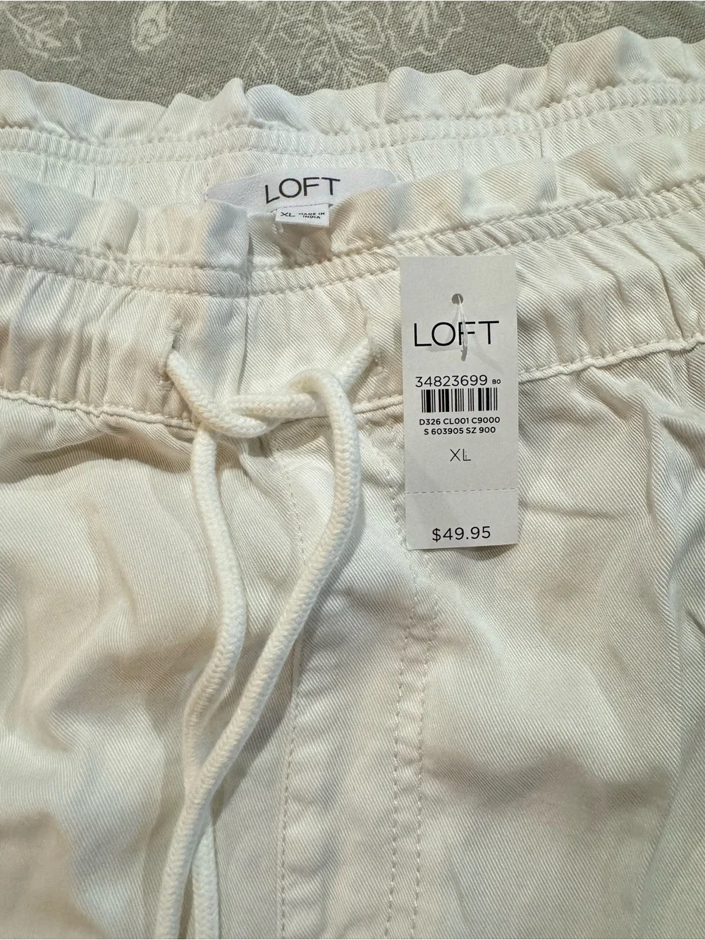 LOFT Cream Elastic Drawstring Shorts - Picture 3 of 4